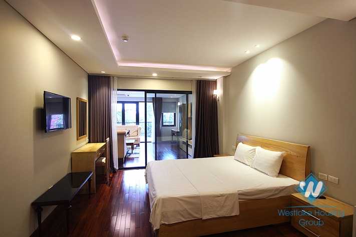 Modern apartment with 02 bedrooms for rent in Xuan dieu st, Tay Ho area